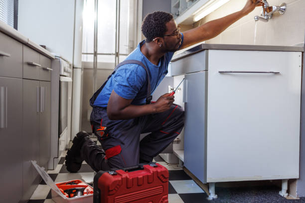 Best Clogged Drain Plumber  in Saunders Lake, OR